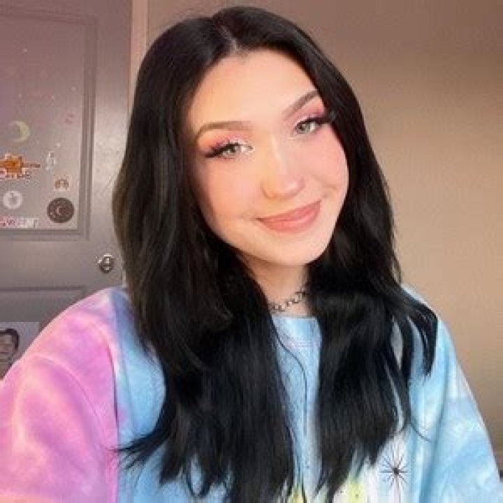 
Addy Tharp – Addyurdaddy Height, Weight, Net Worth, Age, Wiki, Who, Instagram, Biography 