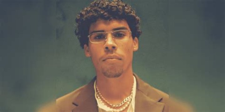Bernie Martínez Ocasio Height, Weight, Net Worth, Age, Birthday, Wikipedia, Who, Instagram, Biography