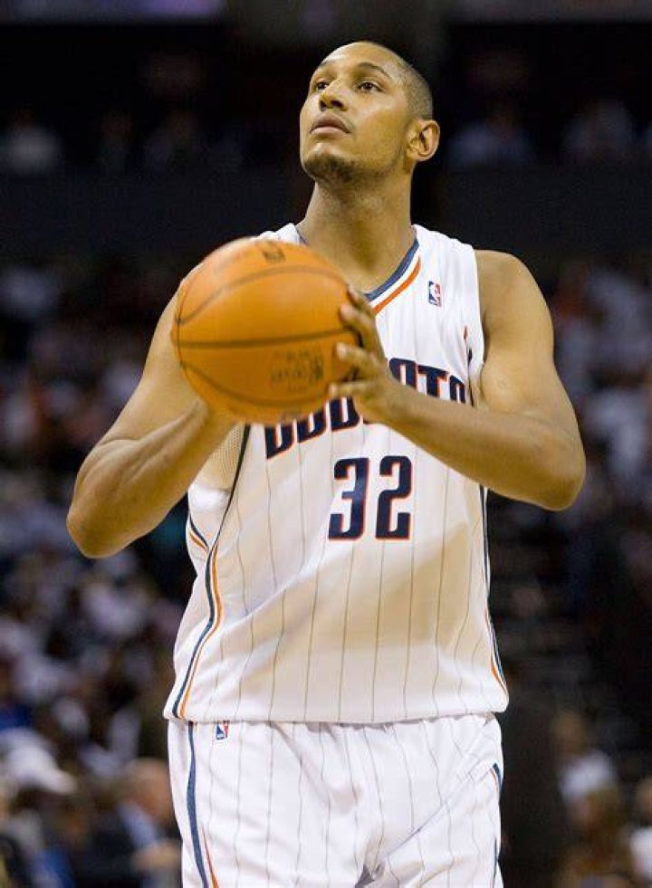 
Boris Diaw Height, Weight, Net Worth, Age, Birthday, Wikipedia, Who, Nationality, Biography 
