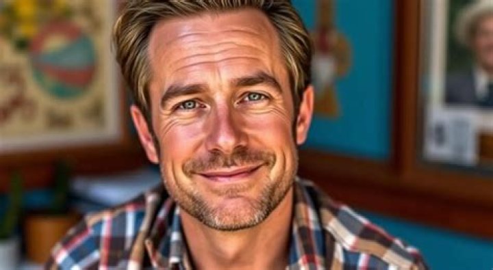Brett Goldstein Height, Weight, Net Worth, Age, Birthday, Wikipedia, Who, Nationality, Biography