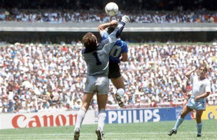 Diego Maradona Hand Of God: Did Diego Maradona use his hand?