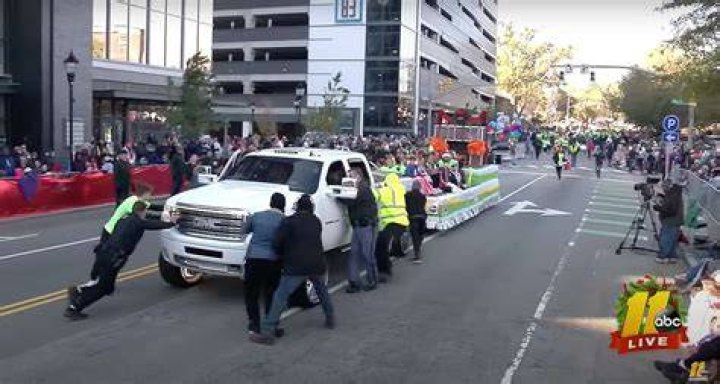 
Girl Dancer Dies After Being Hit by Truck at North Carolina Christmas Parade 