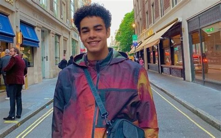 
Harry Wilson Height, Weight, Net Worth, Age, Birthday, Wikipedia, Who, Nationality, Biography 