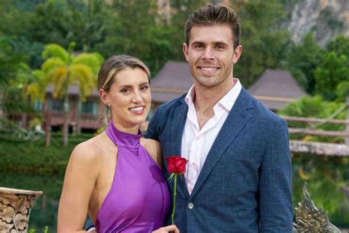 How Old Is Kaity Biggar On The Bachelor? Age Difference With Fiance Zach Shallcross