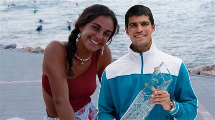 
Is Carlos Alcaraz married to Maria Gonzalez Gimenez? 