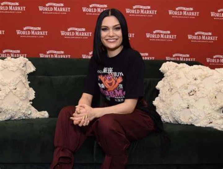 Jessie J Bio, Songs, Albums, Net worth, Tickets, Husband, Price tag