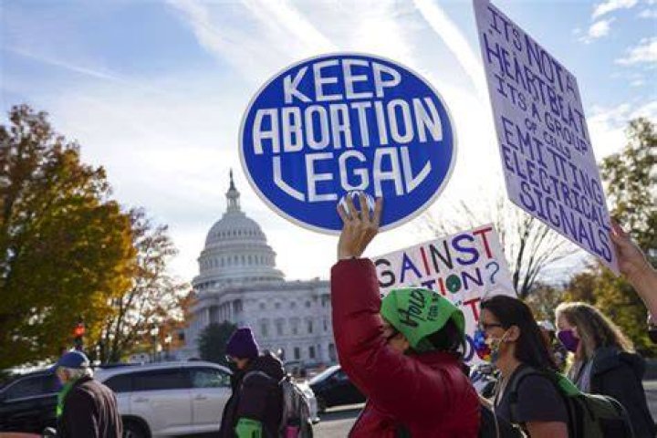 
Judge Overturns Georgia’s 6-Week Abortion Ban, Calling it ‘Plainly Unconstitutional’ 