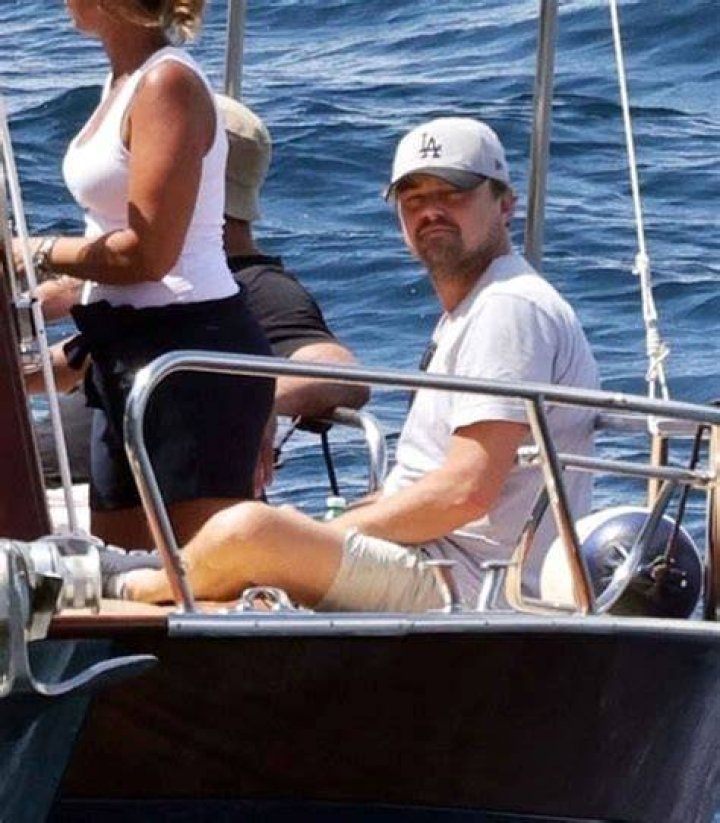 
Leonardo DiCaprio Seen Living It Up with Friends on a Yacht in St. Bart’s During New Year’s Vacation 
