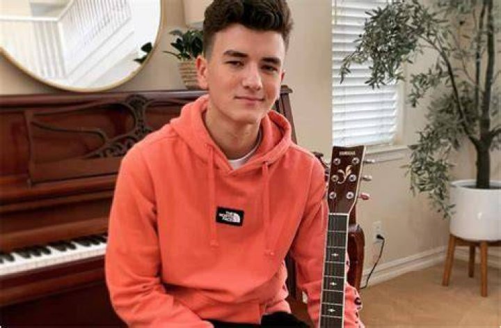 Mark Bontempo Bio, Wiki, Age, Height, Family, Girlfriend, Tik Tok, and Net Worth.