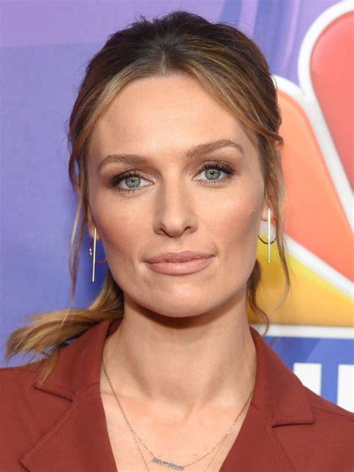 Michaela Mcmanus – Biography, Celebrity Facts, Movies & TV Shows
