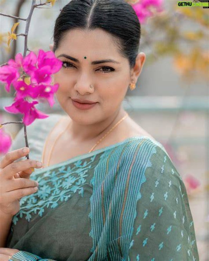 Nusrat Imroz Tisha Height, Weight, Net Worth, Age, Birthday, Wikipedia, Who, Instagram, Biography