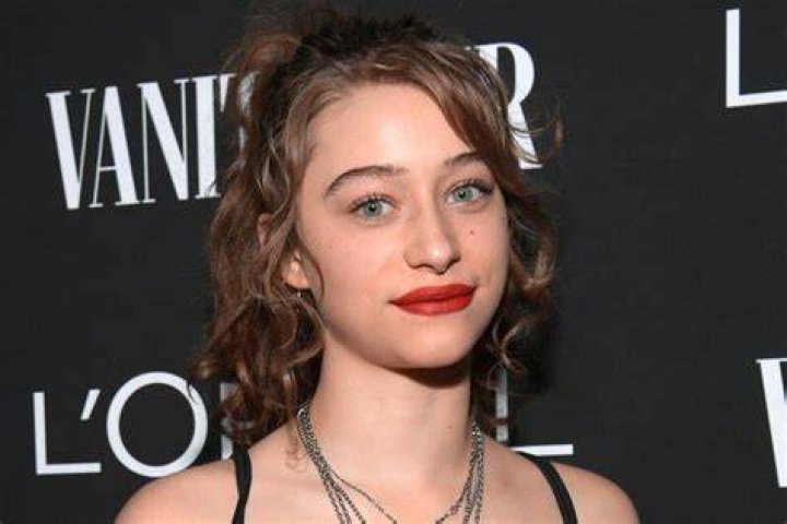 Odessa A’zion Height, Weight, Net Worth, Age, Birthday, Wikipedia, Who, Instagram, Biography