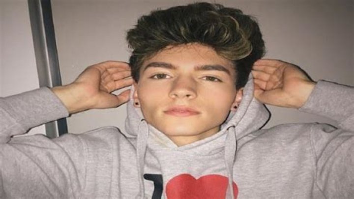 
Paul Zimmer Height, Weight, Net Worth, Age, Birthday, Wikipedia, Who, Instagram, Biography 