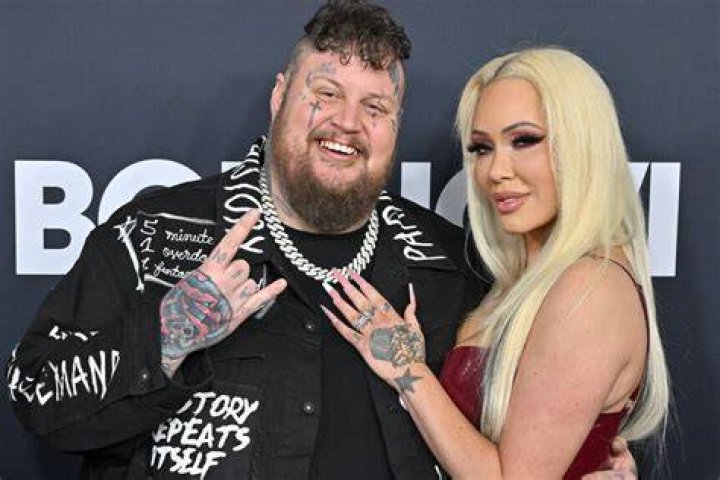 Rapper Jelly Roll and His Wife Bunnie Xo’s Age and Net Worth Compared