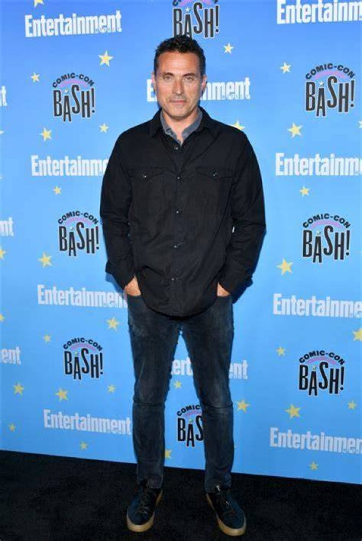 
Rob Gavagan Height, Weight, Net Worth, Age, Birthday, Wikipedia, Who, Nationality, Biography 