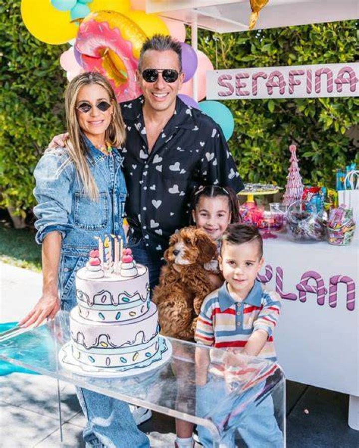 Sebastian Maniscalco Siblings Jessica Dadon and Family Life