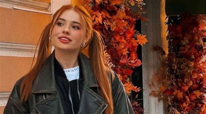 
Victoria Brono Height, Weight, Net Worth, Age, Birthday, Wikipedia, Who, Nationality, Biography 