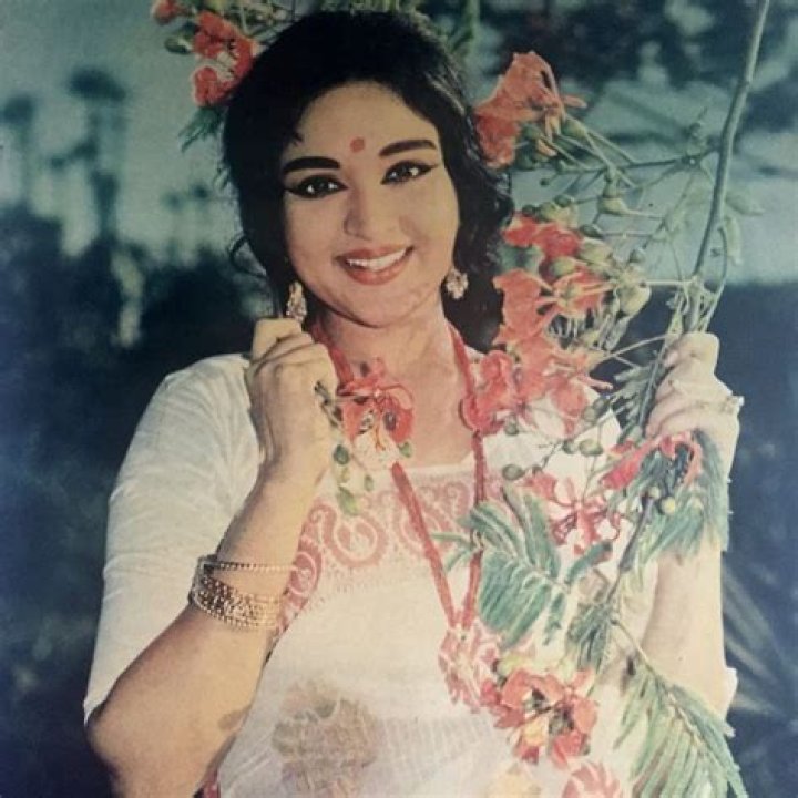 Vyjayanthimala Height, Weight, Net Worth, Age, Birthday, Wikipedia, Who, Instagram, Biography