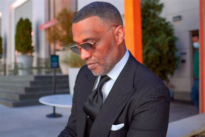 
Was Kevin Samuels Gay? Why People Keep Asking About His Sexuality 