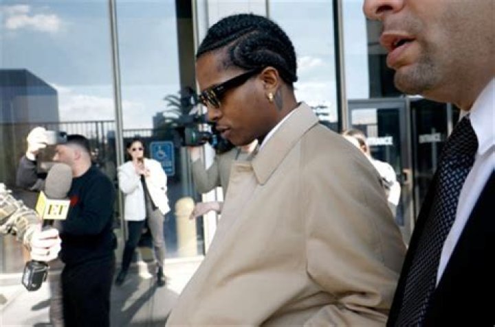 
Was Rapper 12 Honcho Arrested? Charges Details On Twitter, What Is His Real Name? 