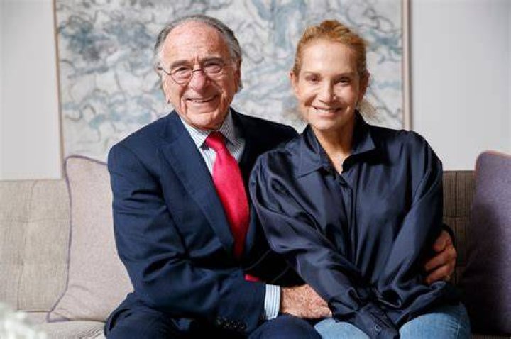 Who Is Linda Macklowe? Everything To Know About The Wife Of Harry Macklowe – Where Is She Now?